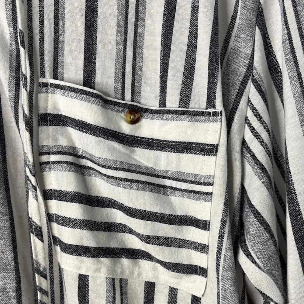 Eden & Olivia Black and White Striped Top - Picture 4 of 9